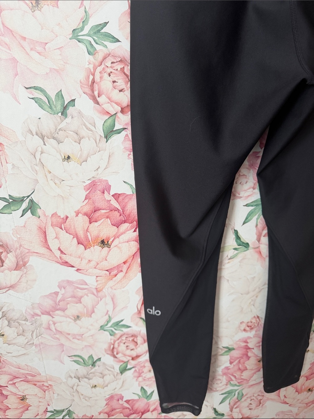 EUC ALO Airlift High Waist 7/8 Rebel Legging Black sz XS/S Mesh Pants SOLD OUT - Picture 7 of 7